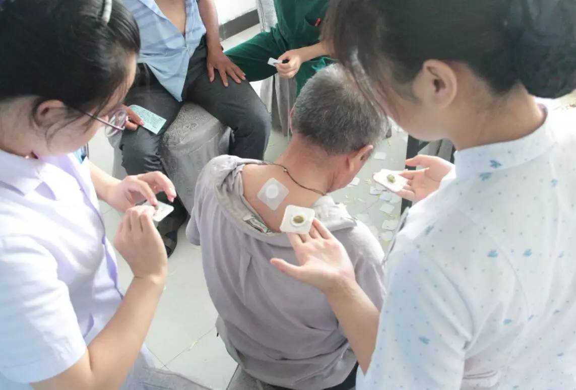 1、三伏貼刺痛正常嗎？